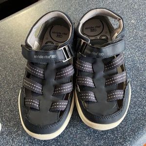 NEW Stride Rite 360 sandals